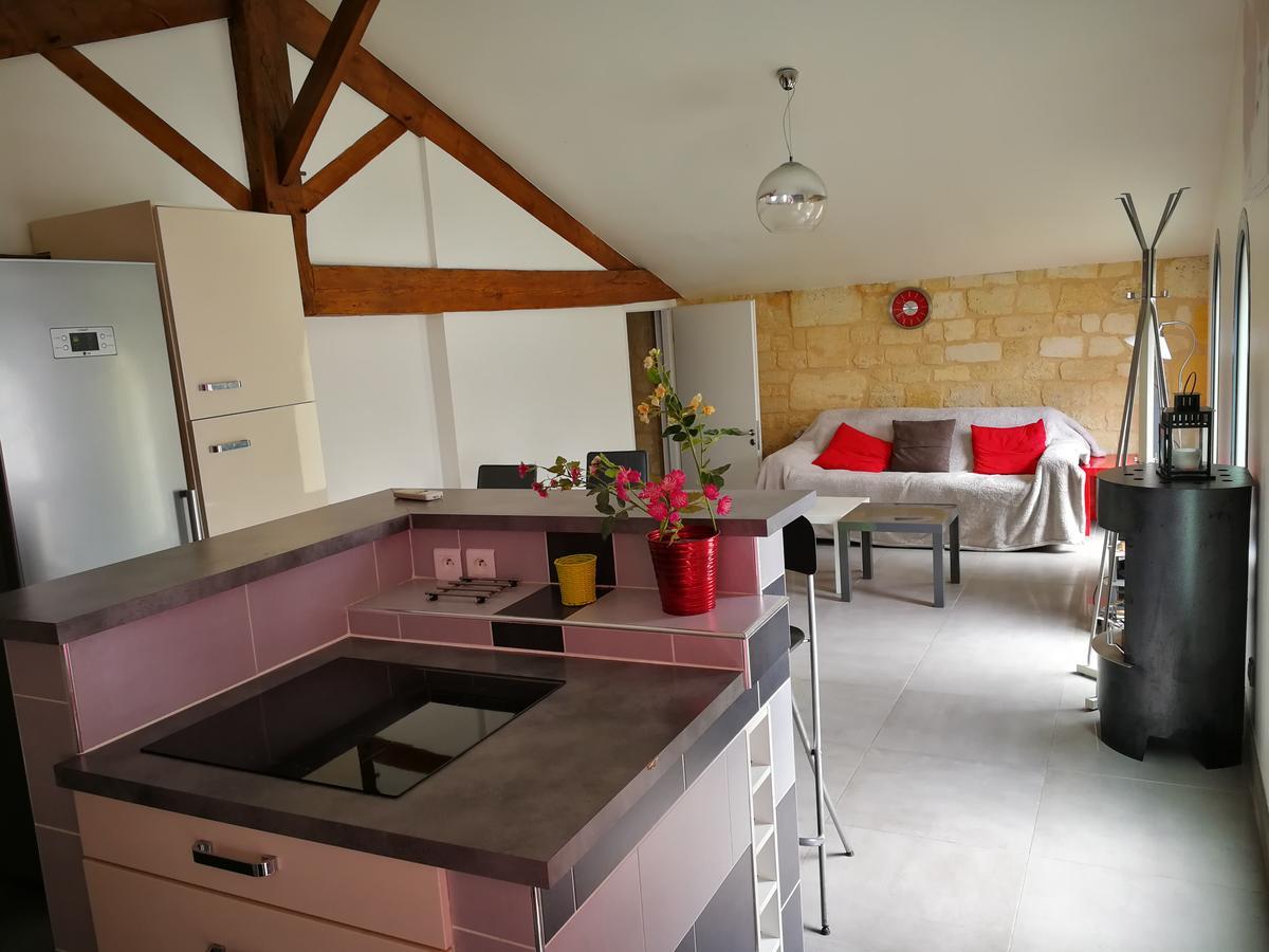 Appartement De Charme Bordeaux Chatrons Exterior photo